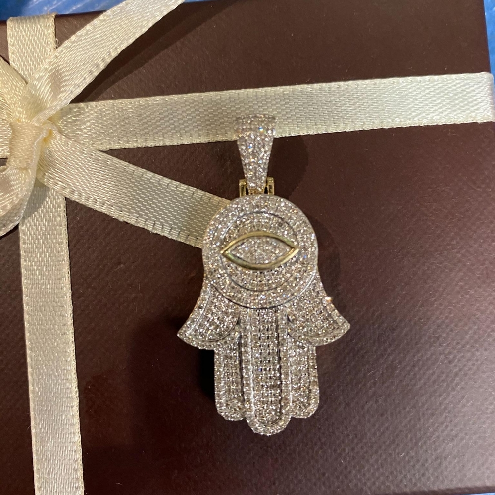 10k gold Humsa  1 and 3/4 carat.